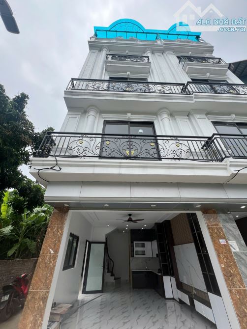 BÁN NHÀ LẠI YÊN - LÔ GÓC VIEW HỒ - 2 MẶT TIỀN - 5 TẦNG THANG MÁY - Ô TÔ VÀO NHÀ - 1