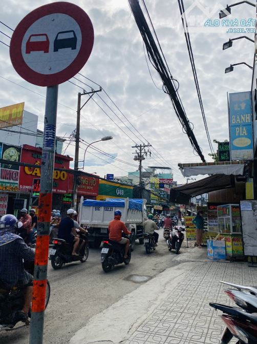 Chủ gấp bán căn góc 2 tầng sát mặt tiền Nguyễn Duy Trinh, Bình Trưng Tây, Quận 2 - 1
