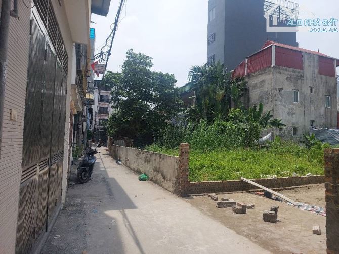 BÁN ĐẤT ĐÀM QUANG TRUNG 67M2. MT 4M. 30 Ô TÔ TRÁNH. NGÕ THÔNG. 9.5 TỶ - 1