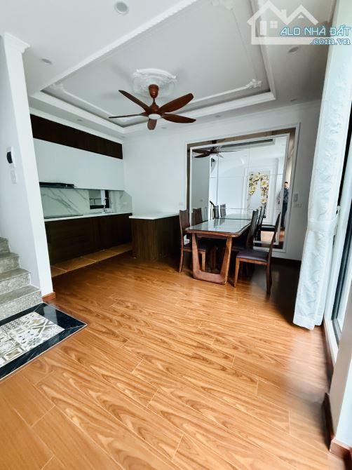 BÁN NHÀ ĐẸP CẦU GIẤY–6 TẦNG–34/40m²–NỞ HẬU–NHỈNH 8 TỶ - 1