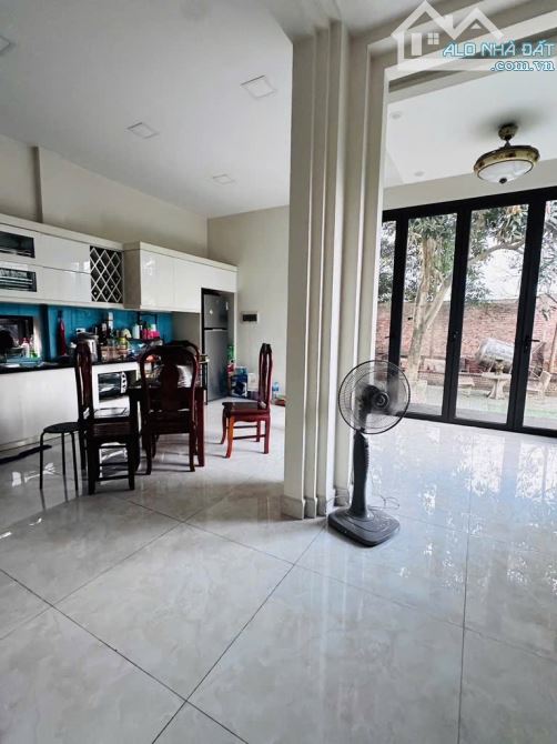 Biệt thự Thạch Bàn 271m, tiện ích, 22.6 tỷ - 1