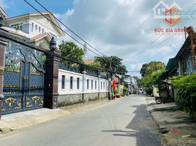 Bán tòa nhà 7 tầng gần đường Đồng Khởi, phường Tam Hiệp; sổ hồng 1400m2 sàn giá 19 tỷ - 13