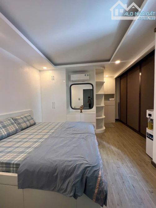 Bán tòa nhà mini tại đường Nguyễn Bỉnh Khiêm Quận 1 với diện tích 30.6m2 giá chỉ 14.9 tỷ - 14