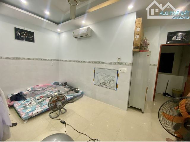 Nhà phố Lê Lai - P.12 - Tân Bình – NGANG 5,67M - 5PN, 4WC, 11.5 tỷ, gần chợ Bà Hoa - 2