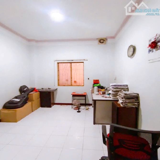 Bán nhà Quận Phú Nhuận- Hẻm Ô Tô Đặng Văn Ngữ - Sổ vuông 3 x 15 m - 3 Tầng - 8.8 tỷ - 2