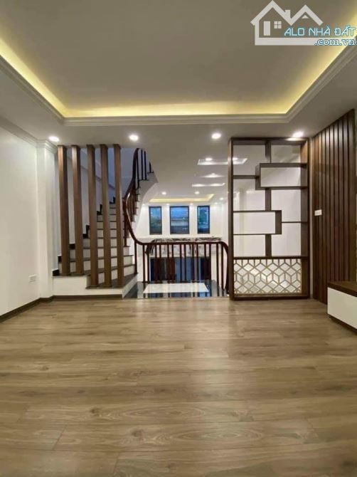Bán nhà trục chính đường 422, Tân Lập, Đan Phượng. Lô góc 42m2 xây 5 tầng. Ôtô dừng đỗ ngõ - 2