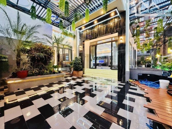 Biệt Thự Đẹp Như Resort Gò Vấp – Sân Đậu Ô Tô, Thang Máy, Hồ Koi – Giá Rẻ Bất Ngờ! - 2