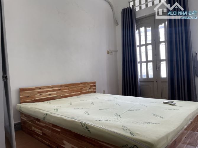 NHÀ NGUYỄN KIỆM P9 PN HẺM NHỰA XE TẢI .DT 70 M2 .NHỈNH 8 TỶ - 2