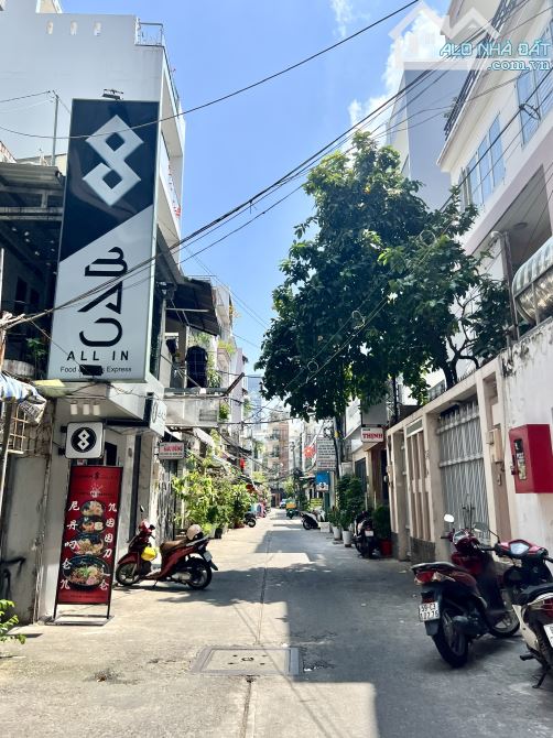 Bán nhà hẻm XH Quận 10, gần ĐHKT Nguyễn Tri Phương, 4 Tầng, 41m2, 5Pn,  6.65 Tỷ - 2