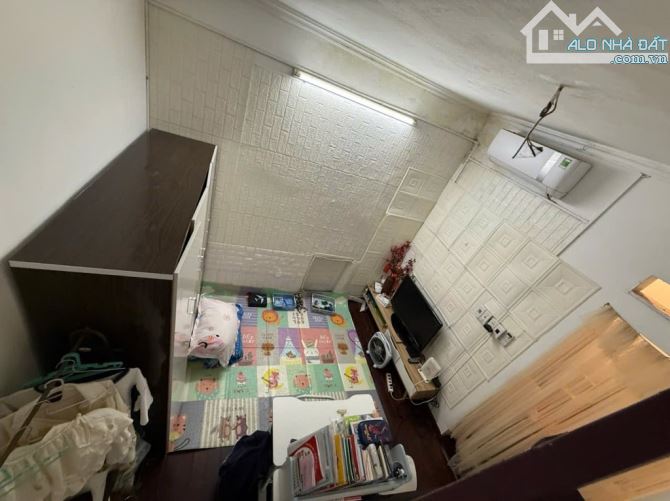 Đào Duy Từ KHÁCH TÂY TẤP NẬP – 3 tầng 15m chỉ 3.9 tỷ - NGÕ NÔNG NHÀ THOÁNG, SỔ VUÔNG - 2