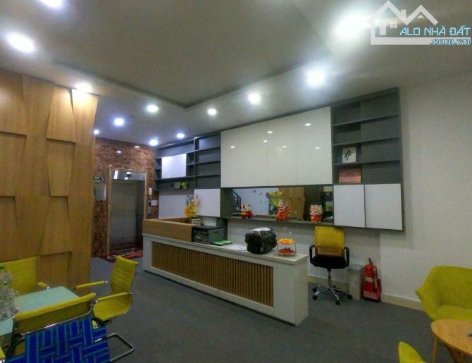 Bán nhà mặt tiền TRẦN KHẮC TRÂN QUẬN 1 – HẦM, 4 LẦU – DT6X15M – CHỈ 43 tỷ - 2