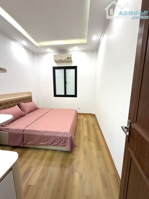 Bán gấp nhà Định Công Thượng, Định Công, 38m, 4t, 4pn, gần VĐ 2.5, chỉ 6.85tỷ - 2