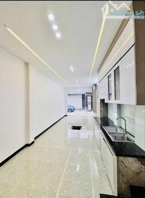 🔥 NHÀ MỚI BÁT KHỐI – 6 TẦNG THANG MÁY – Ô TÔ VÀO TẬN CỬA 📐 38m² x 6 tầng – thiết kế 4PN - 2