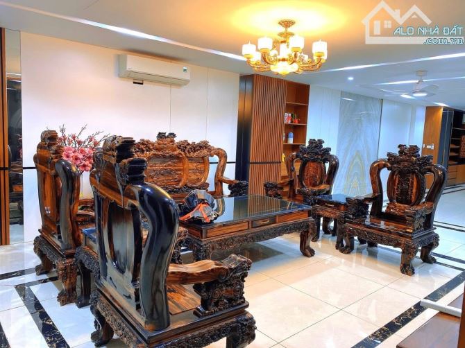 Hồng Hà - Hoàn Kiếm 246m x 7 tầng, mặt tiền 8.3m, giá 95 tỷ thương lượng - 2
