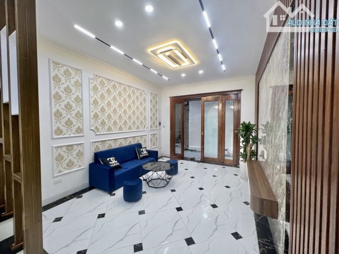 Kim giang . Thanh trì .thanh liệt. 39m 5 tầng 7.9 tỷ. - 2