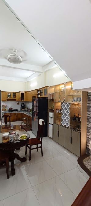 NHÀ MẶT TIỀN ĐƯỜNG LỚN. VỊ TRÍ VÍP KD CỰC ĐỈNH TRẦN THỊ NĂM. SHR FULL THỔ - 2