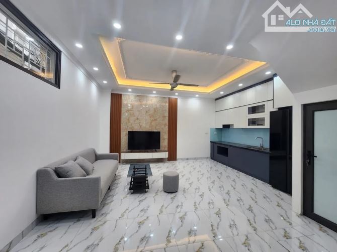 HÀNG KỊCH ĐỘC HOÀNG VĂN THÁI, LÔ GÓC 35M2, KNH DOANH ĐỈNH, NGÕ Ô TÔ TRÁNH, 7.2T Ở NGAY - 2