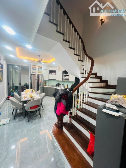 Phân lô Ngoại Giao Đoàn, Xuân Đỉnh, ô tô vào nhà, 62m2, MT 4.2m, 6 tầng đẹp giá chỉ 14 tỷ - 2