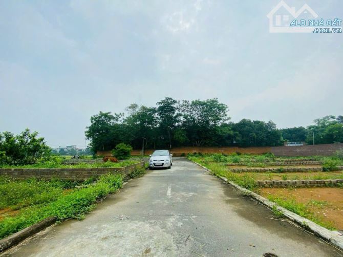 Gần 70 m full thổ đường ô tô tránh giá chưa đến 2.5 tỷ khu công nghệ cao Hoà Lạc - 2
