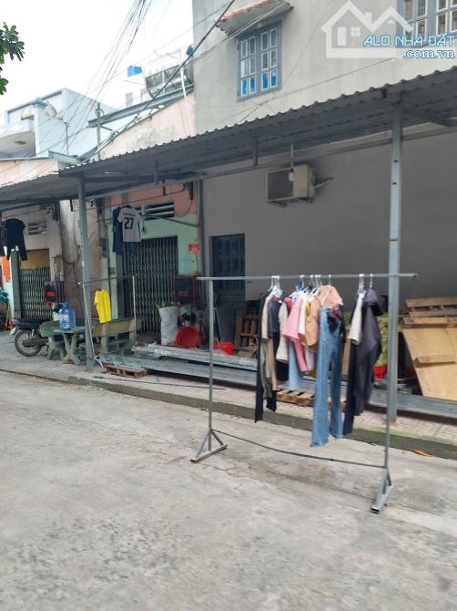 Dãy trọ Hẻm 6m Bùi Văn Ngữ, DT 4x20m Giá 4,9 tỷ còn Thương Lượng: - 2