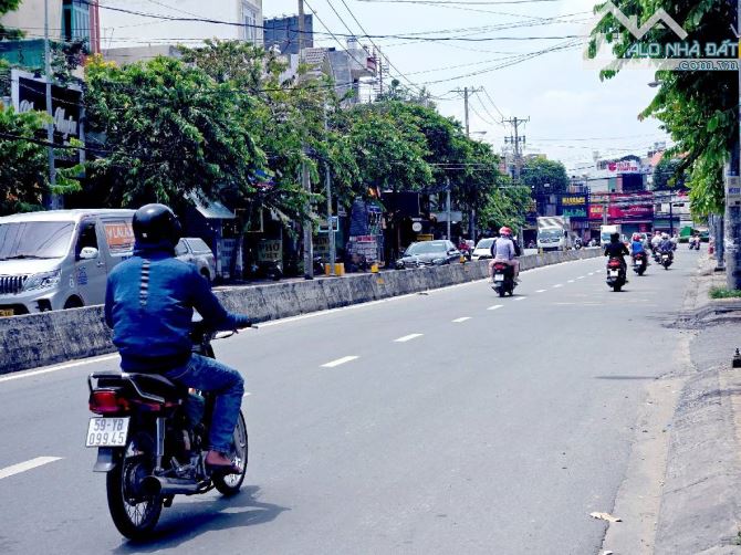 Bán Đất tặng Xưởng 220m, đường ô tô Tân Thới Nhất Q12, Phan Văn Hớn, 10x22m, 12 tỷ - 2