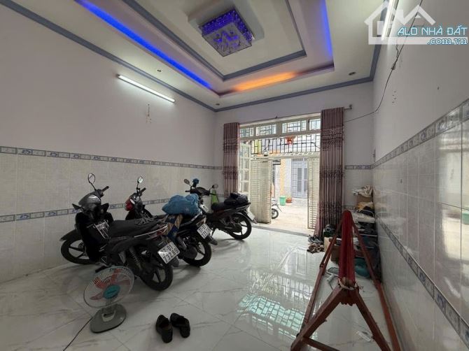 BÁN NHÀ 3 TẦNG VƯỜN LÀI- APĐ- ĐƯỜNG 7M KHU PHÂN LÔ - 4x15M - NHỈNH 6 TỶ - 2
