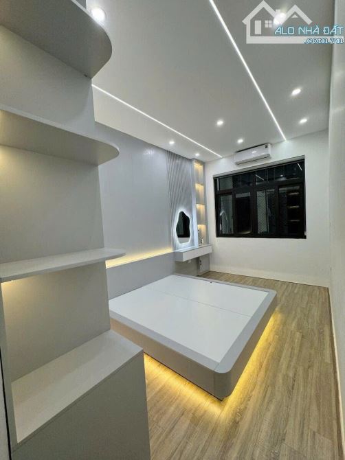 1 CĂN DUY NHẤT NHÀ PHỐ NGUYỄN TUÂN Ô TÔ ĐỖ CỬA MỚI ĐẸP 4 TẦNG 25M2 ĐỦ ĐỒ CHO THUÊ 15TR/ TH - 2