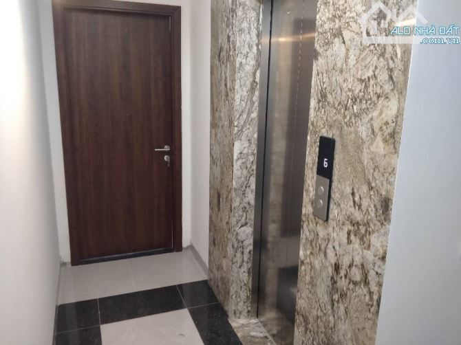Bùi Xương Trạch .Thanh Xuân 36m 5 tầng thang máy .8.9 tỷ. Ô tô cách nhà 10m. - 2
