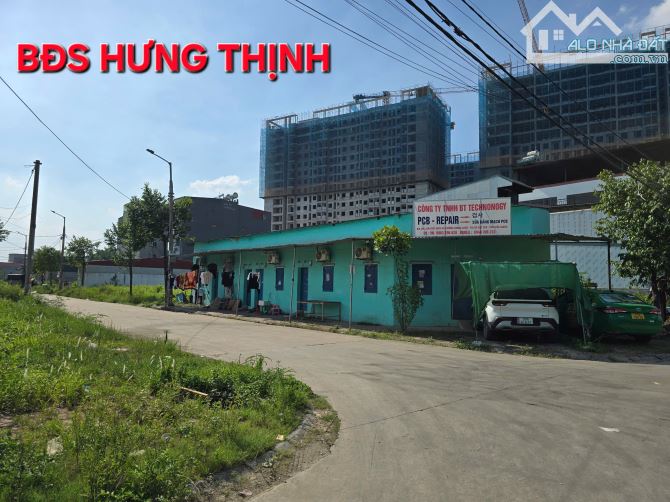 Chủ bán lô đất đồng lớn Quang Châu - gần 4 tòa 18 tầng Vega Home. Giá 3,3 tỷ - 2