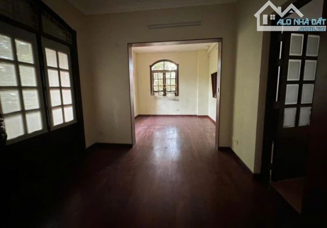 🏡 Cho thuê biệt thự nở hậu – 201A Nam Kỳ Khởi Nghĩa, Quận 3 - 2