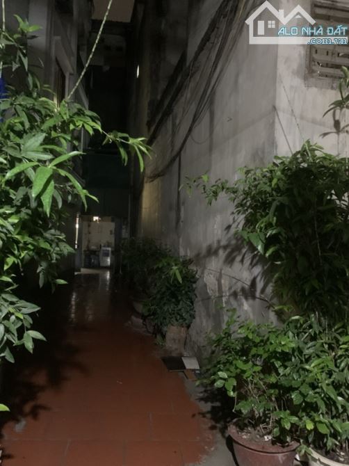 Bán nhà phố Mỹ Đình 37m2 - Lô góc - Ngõ nông - Ô tô - KD chỉ 6,9 tỷ. - 2