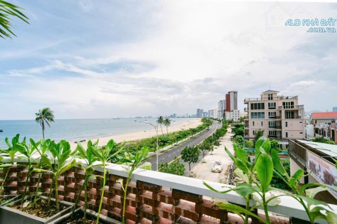 BÁN ĐẤT TẶNG VILLA 3 MẶT TIỀN BIỂN DUY NHẤT NGUYÊN TUYẾN ĐƯỜNG BIỂN TẠI ĐÀ NẴNG - 2