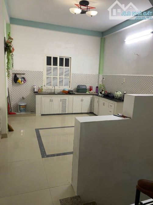 Bán Nhà Mặt Tiền KDC Phân Lô Tạ Quang Bửu Quận 8 - 4x18m -View Cực Đẹp - 2