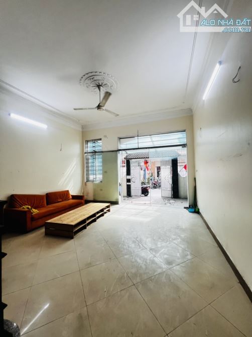 Mặt phố Phan Đình Giót - La Khê - 90m2/5 tầng - Ô tô kinh doanh - Giá thoả thuận - 2