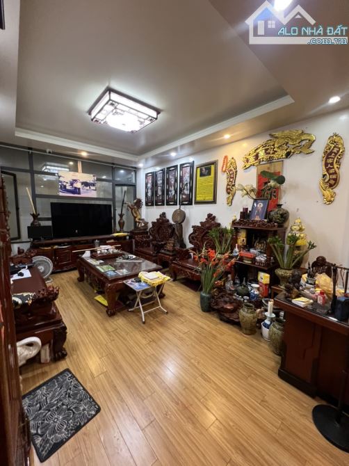 THẠCH BÀN,LONG BIÊN 14tỷ 70m,VỈA HÈ,GARA KINH DOANH,Ô TÔ,CHO THUÊ PHÙ HỢP - 2