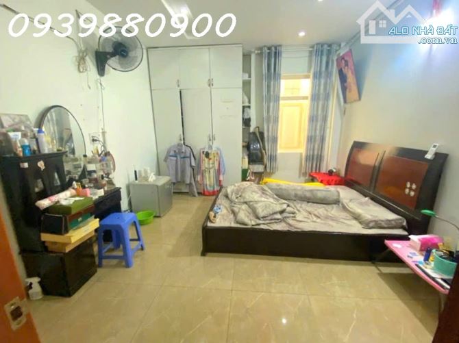 4 tầng - 45m2 - 50m ra Trường Sa - 5,99 Tỷ TL. - 2