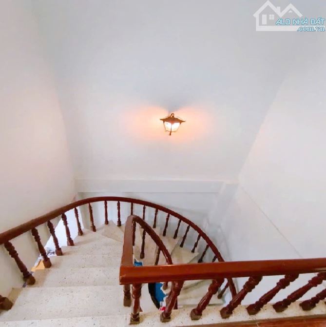 Bán nhà Quận Phú Nhuận- Hẻm Ô Tô Đặng Văn Ngữ - Sổ vuông 3 x 15 m - 3 Tầng - 8.8 tỷ - 3