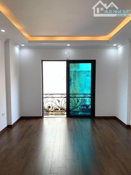 Bán nhà trục chính đường 422, Tân Lập, Đan Phượng. Lô góc 42m2 xây 5 tầng. Ôtô dừng đỗ ngõ - 3