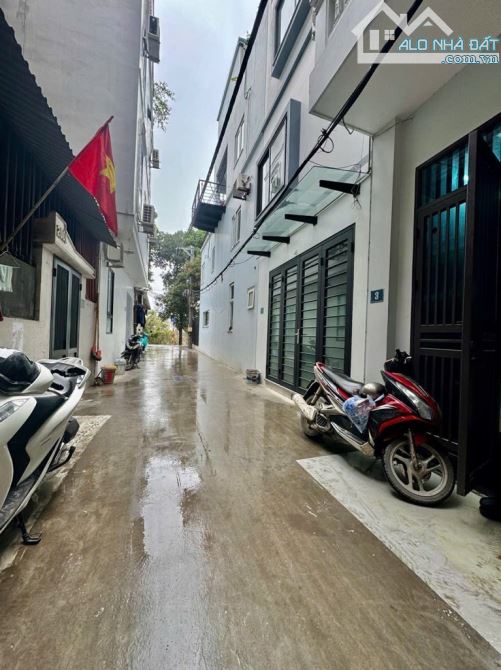 NHÀ ĐẸP Ở NGAY - Ô TÔ ĐỖ CỔNG - PHỐ THỤY PHƯƠNG __ĐÔNG NGẠC - CHỢ VẼ - 3