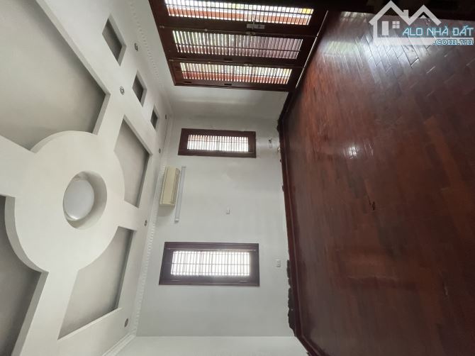 ✅CHO THUÊ BIỆT THỰ PHÁP VÂN, 350M2x3,5 TẦNG, HOÀNG MAI, GIÁ RẺ 35 TR. - 3