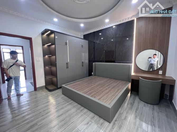 NHÀ MỚI ĐẸP Ở NGAY LINH ĐÔNG, HXH THÔNG, 5TẦNG, DT 68M2, NHỈNH 8TỶ - 3