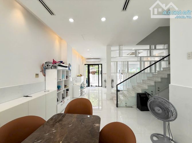Bán căn biệt thự Compound Hưng Thái Phú Mỹ Hưng, PMH, Q7 SHR, giá chỉ từ 29 tỷ - 3