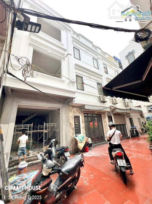 Trung Hành - Xây Mới Độc Lập - 43m2 - 3 tầng - sân rộng - 3