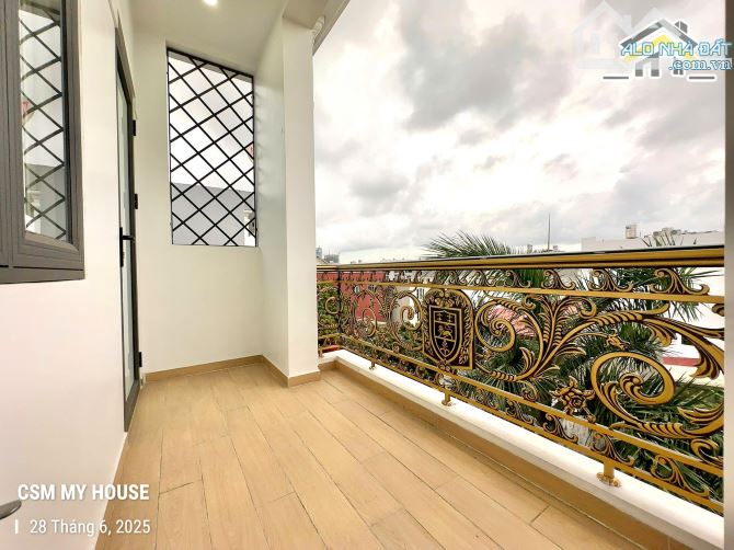 Mặt Ngõ Ngô Gia Tự - 52m2 - 5 Tỷ 180 - Ô tô đỗ cửa - 3