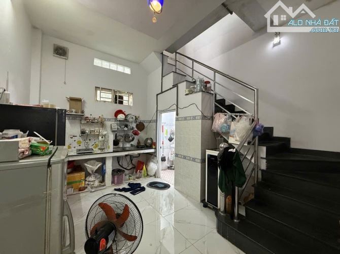 Bán nhà 3 tầng đường VƯỜN LÀI, phường AN PHÚ ĐÔNG,Q12,dt60m²( 4x15).Hẻm 7m,giá 6tỷ - 3