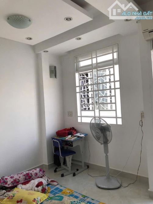 Bán nhà 4 tầng, ngang rộng 4.5m, Phan Văn Trị, phường 11, Bình Thạnh, nhỉnh 4 tỷ - 3