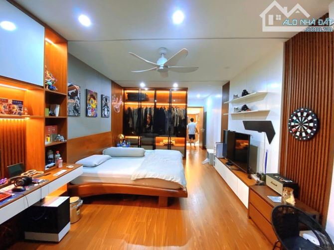 Hồng Hà - Hoàn Kiếm 246m x 7 tầng, mặt tiền 8.3m, giá 95 tỷ thương lượng - 3