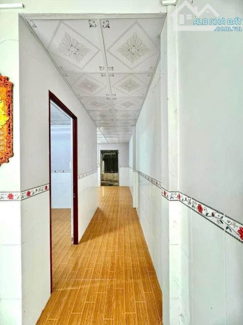Bán gấp căn nhà cấp 4 hẻm Đặng thúc Vình, Hóc Môn, Giá 860 Triệu - 3