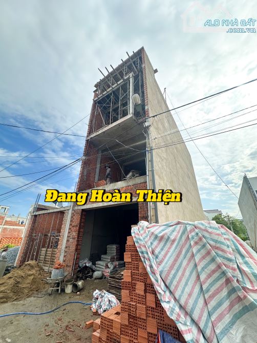 CHỦ GỞI BÁN NHÀ 1 TRỆT 2 LẦU 3 TẤM ĐÚC THUỘC KDC HOÀNG MINH CHÁNH P. HOÁ AN - 3