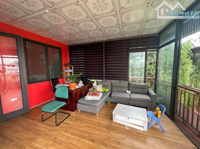 SIÊU PHẨM TÂY HỒ - Nhà Dân Xây Mới 4 Tầng - Giá Siêu Rẻ 130TR/M - Ngắm View Cầu Nhật Tân - 3
